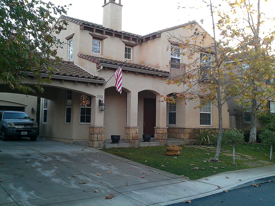 232 King Daniel Lane