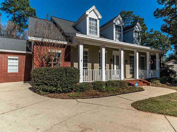 3rd image of 1532 Coral Ln
