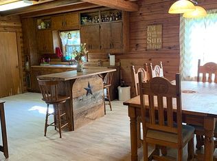 555 Private Road 8250, Bronson, TX 75930