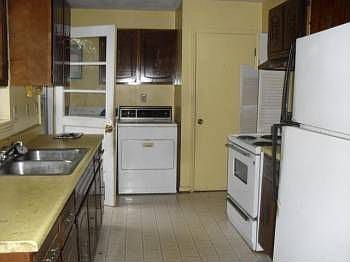 5th image of 334 Madison Ave NW