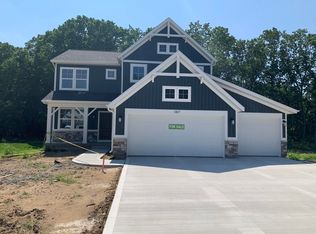 1417 Kimber Dr SE, Lowell, MI 49331