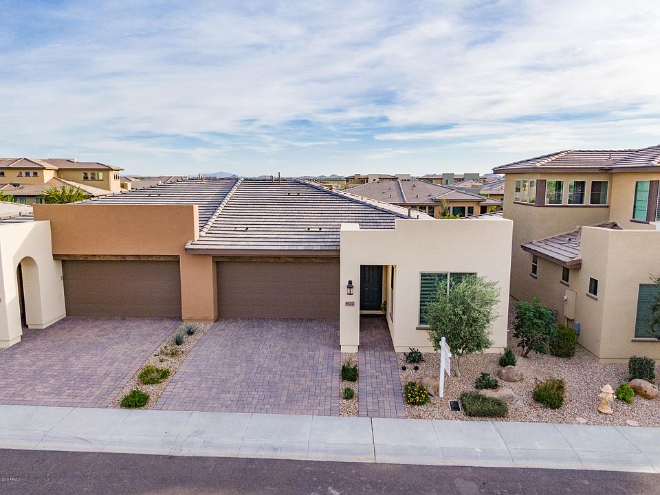 1st image of 837 E Verde Blvd