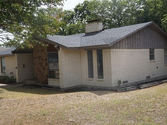 4th image of 319 Tanglewood Dr