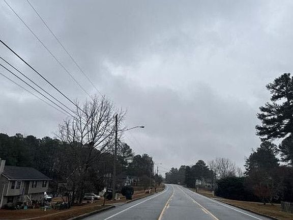 5th image of 2830 Highpoint Rd