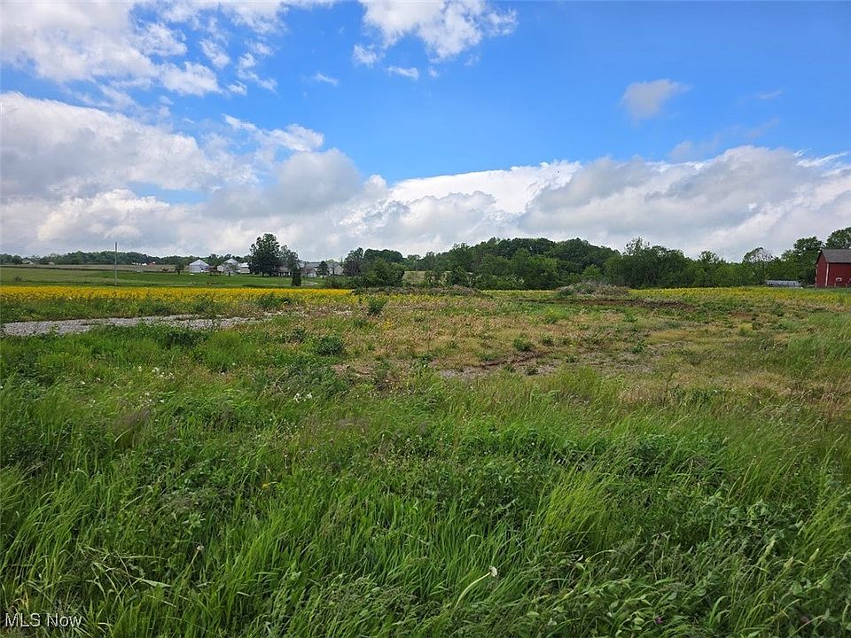 2nd image of 10535 Gregg Rd