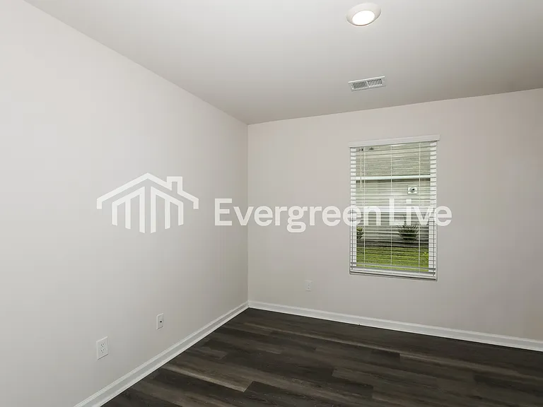 1181 Ridgeford Dr — Photo 7