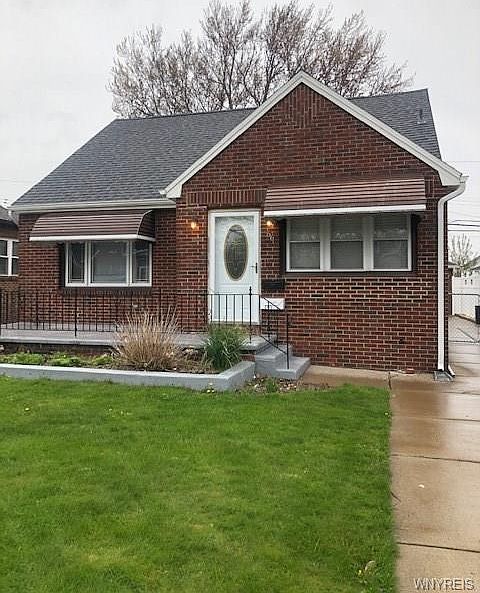 1st image of 66 Palm St