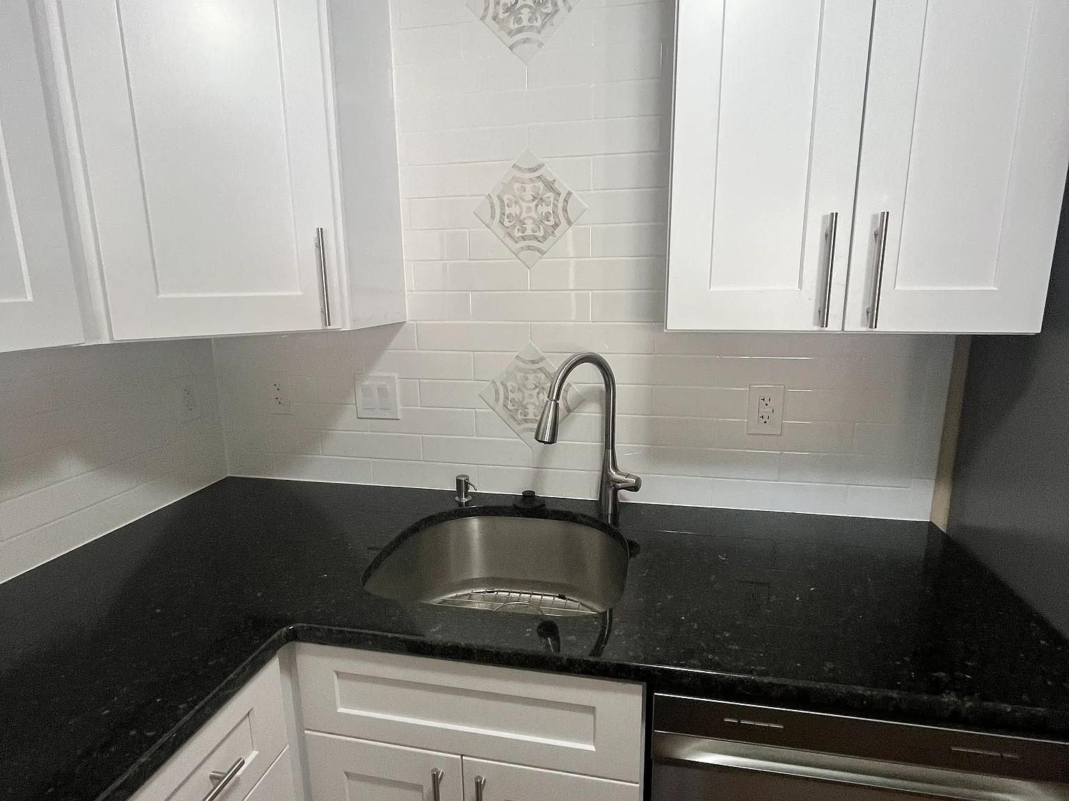 1 bed, $1,400 — Photo 3