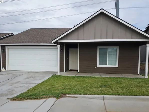 2925 Blue Jay St, Umatilla, OR 97882
