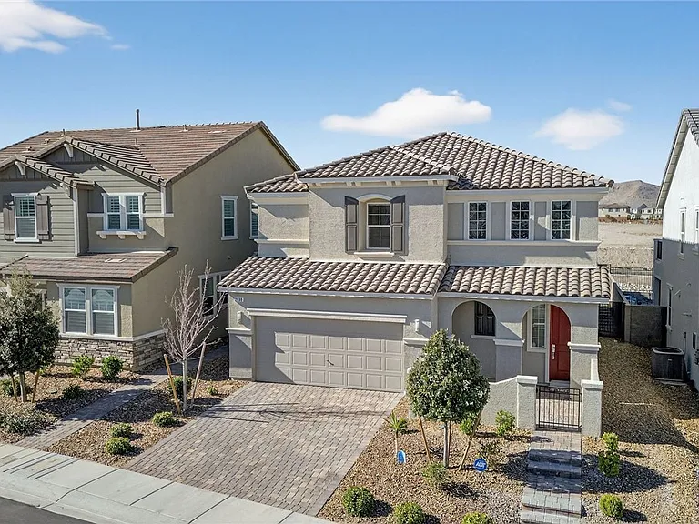 2599 Tolmezzo St — Photo 1