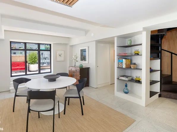 25 West 54th Street 11E/12F image 3 of 13