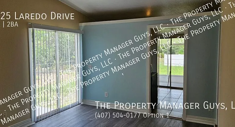 1925 Laredo Dr — Photo 6