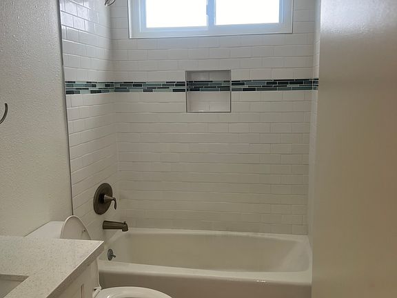 5th image of 3755 Jasmine Ave APT 6