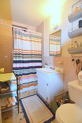 Rented by Manhattan Spaces | media 16