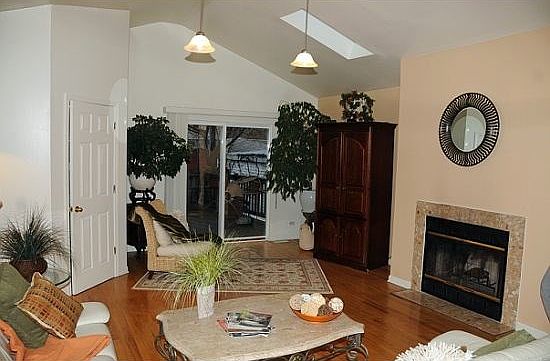 4th image of 8949 S Luella Ave