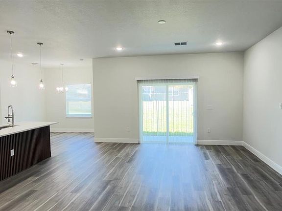 5th image of 4522 SW 170th Street Rd