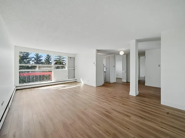 815 50th Ave SW — Photo 49