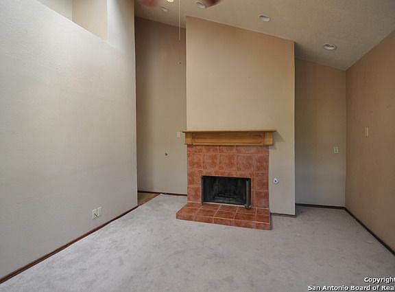 2nd image of 8633 Datapoint Dr #13