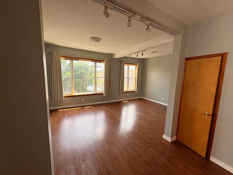 2228 W Chicago Ave #3F — Photo 3