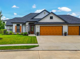 4904 Ballyneal Ct, Columbia, MO 65201