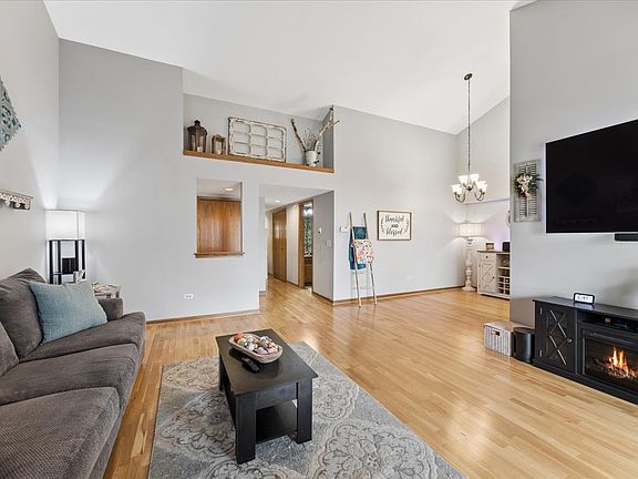 3rd image of 17950 66th Ct APT 2S
