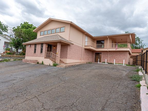 2nd image of 316 Hillcrest Addition Less South 36th Of East 46ft