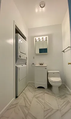 Rented by La Seven Inc. | media 16