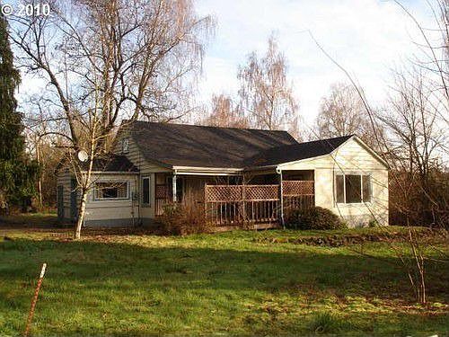 2nd image of 10706 NE 99th St