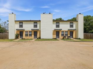 316 Cambridge Dr, Saginaw, TX 76179