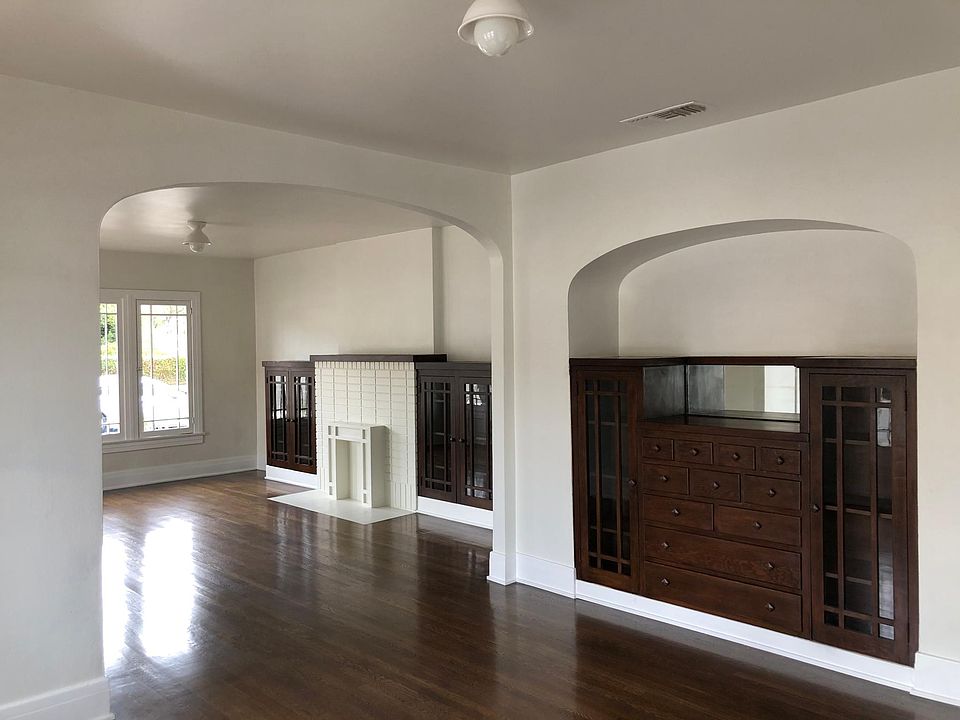 1st image of 5007 Townsend Ave