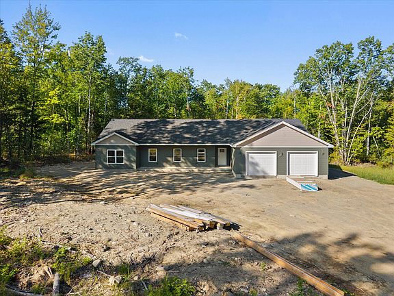 4th image of 46 Katahdin Way
