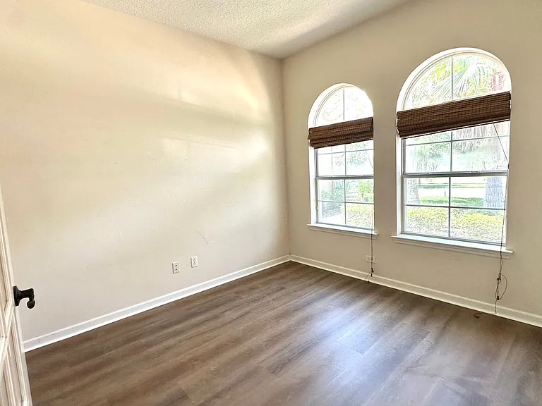 95023 Poplar Way — Photo 5