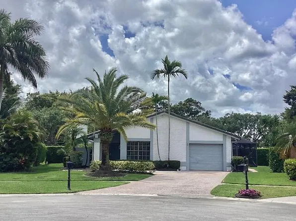 10496 Augusta Ct, Boca Raton, FL 33498