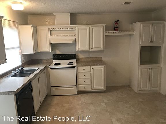 4th image of 11923 Greensbrook Forest Dr