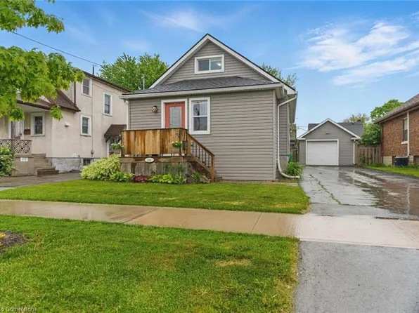 104 Scholfield Ave S, Welland, ON L3B 1N5