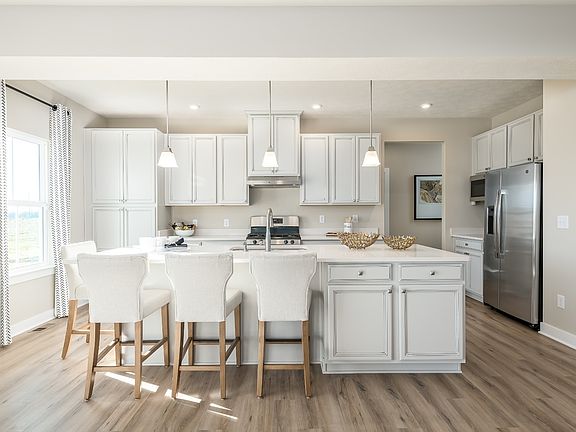 4th image of 1716 Oak Dr Lot 207