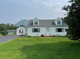 1029 Fitzlee St, Glasgow, VA 24555