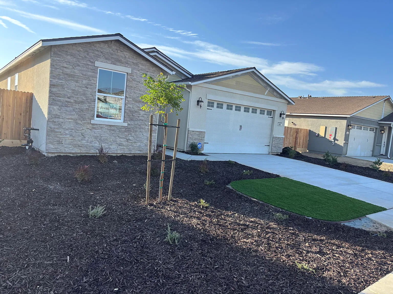 1190 Stonebridge Ave — Photo 2
