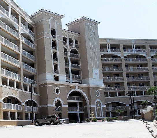 1st image of 80 Surfview Dr APT 304