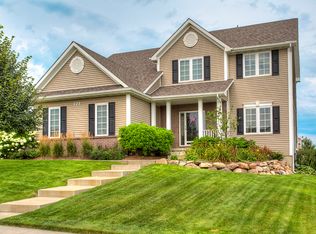 121 S 42nd St, West Des Moines, IA 50265