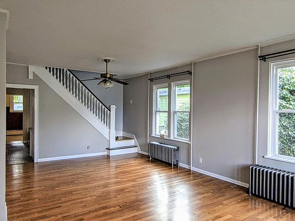2nd image of 338 N 5th St