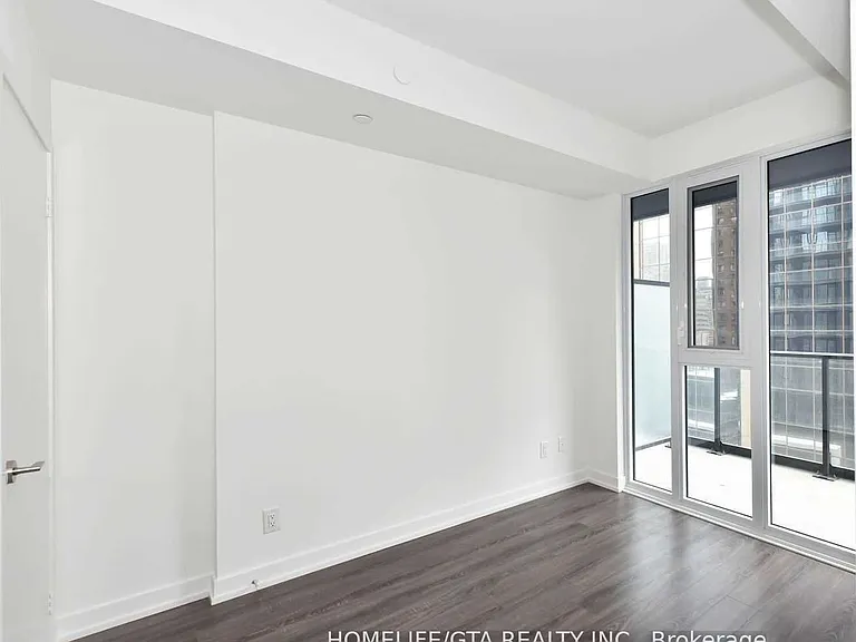 20 Edward St #708 — Photo 19