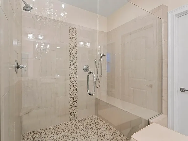 4124 Calgary Way — Photo 8