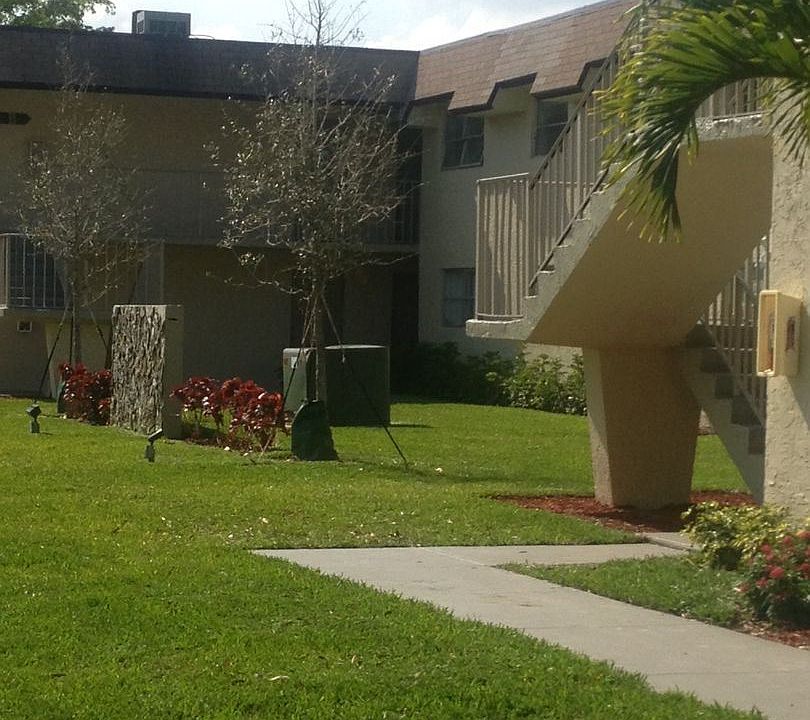 1st image of 5911 SW 41st St APT A10