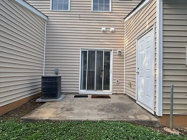 8708 Twined Creek Ln — Photo 18