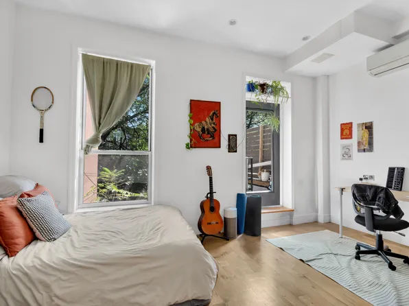 936a Lafayette Avenue image 8 of 15