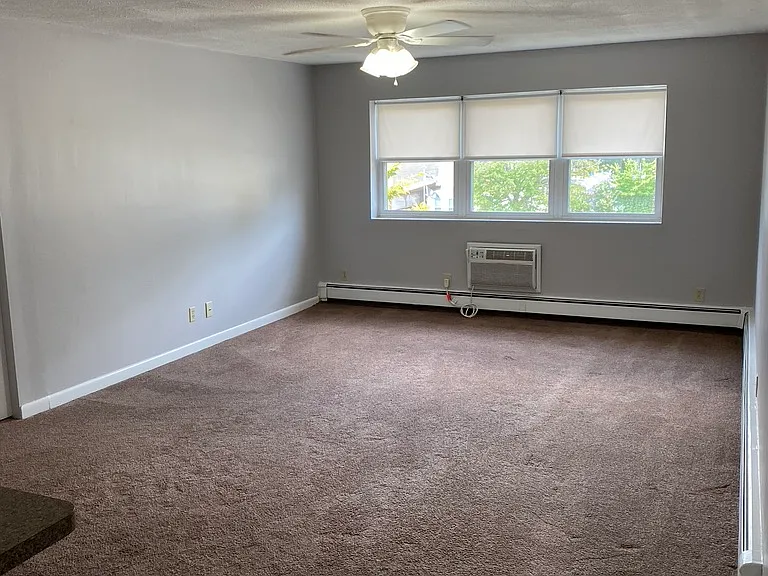 229 Independence Ave #2 — Photo 5