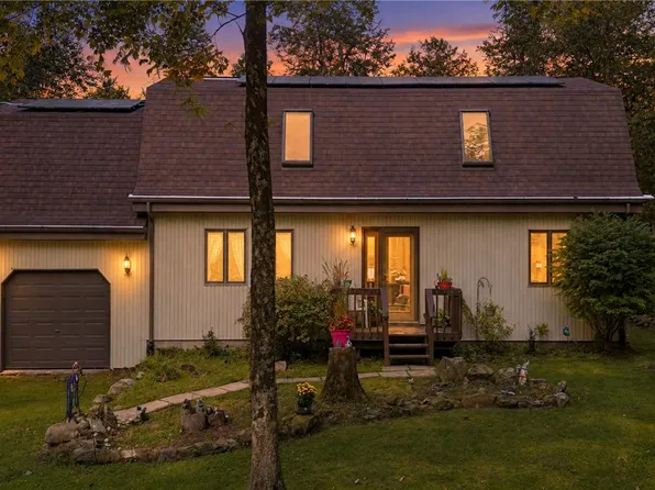 204 Kreinbrook Hill Rd, Acme, PA 15610