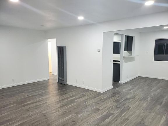 5th image of 6333 California Ave APT C