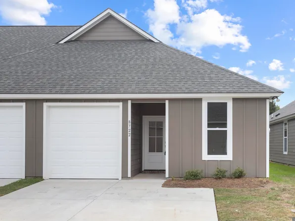 8722 Edgewater Dr, Baton Rouge, LA 70820